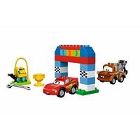 Тачки Disney Pixar™: классические гонки Тачки Disney Pixar™: классические гонки