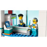����������� LEGO City ˳����� 60330